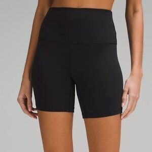 Lululemon Align High-Rise Bike Short in Black 6”